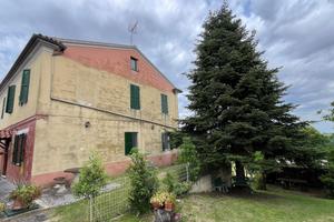 Indipendente a Poggio San Marcello