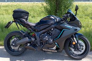 CBR 650 r 
