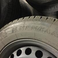 Gomme invernali con cerchi R15