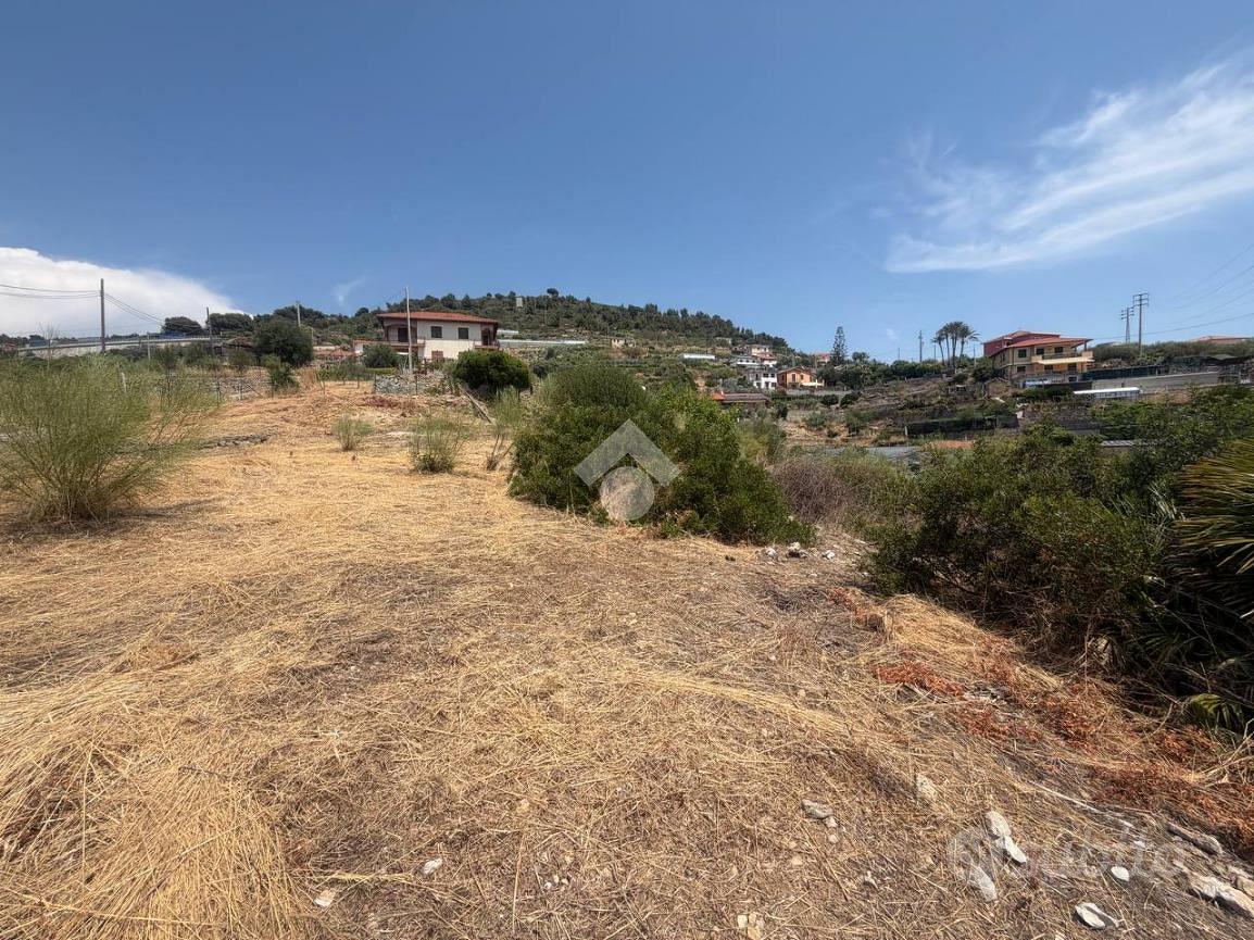 TER. AGRICOLO A BORDIGHERA - Vista 4
