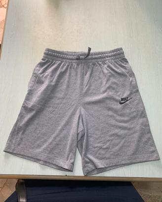 Pantaloncini Nike