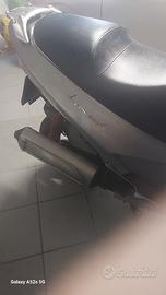 Aprilia Leonardo 125 - 2001