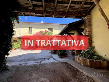 CASA DI CORTE A CASALROMANO