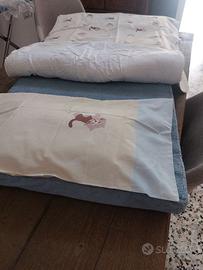 Set per letto composto da 6 pezzi. Ritiro in zona