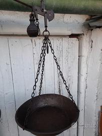 Bilancia stadera con piatto fondo