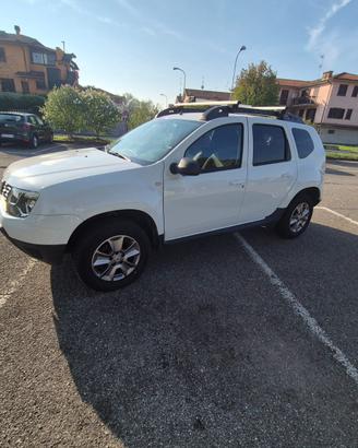 Dacia Duster 1.5 dCi 110CV 4x4 DISTRIBUZIONE FATTA