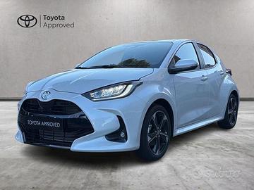 Toyota Yaris 1.5h 130 Lounge