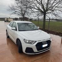 AUDI A1 CITYCARVER 30 TFSI S TRONIC admired