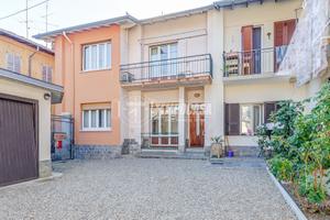 CENTRO TERRACIELO 105MQ 2 LIVELLI 2 CAMERE E BALCO