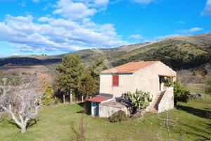 RUSTICO A MONTORIO ROMANO