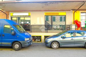 NEGOZIO A BAGNOLO MELLA