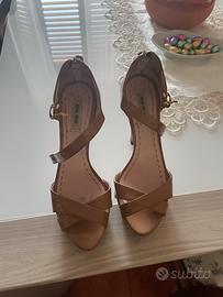 tacchi miu miu