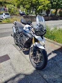 Triumph Tiger 800