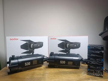 Godox s30
