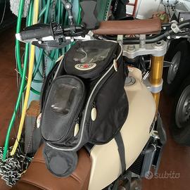 Borsa serbatoio moto calamitata