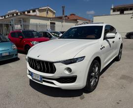 Maserati Levante 2.0 mhev GT 330cv auto