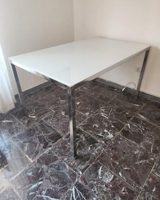 Tavolo acciaio cromato e vetro