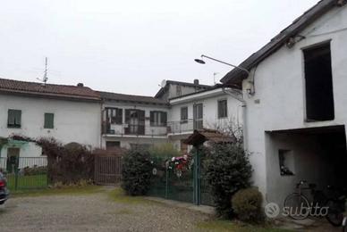 Immobile in asta di 93 m² con 4 locali a Predosa