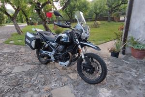 Moto Guzzi v85tt