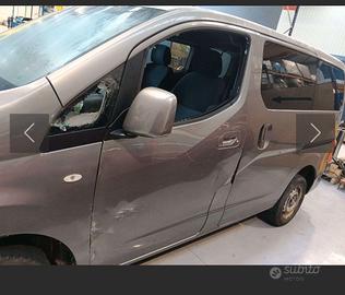 Sportello Nissan nv200 evalia