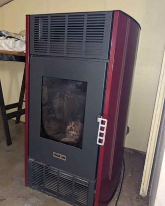 Stufa pellet Freepoint Leonora 7 kw