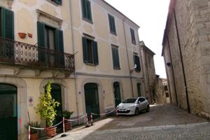 Appartamento ampia metratura ristrutturato