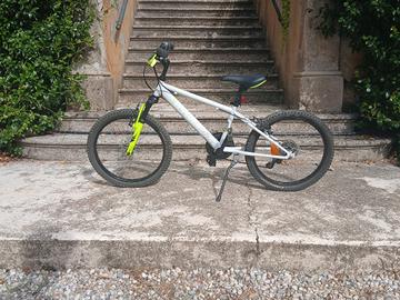 Bicicletta Bambino B'Twin 20" grigia ( Decathlon)