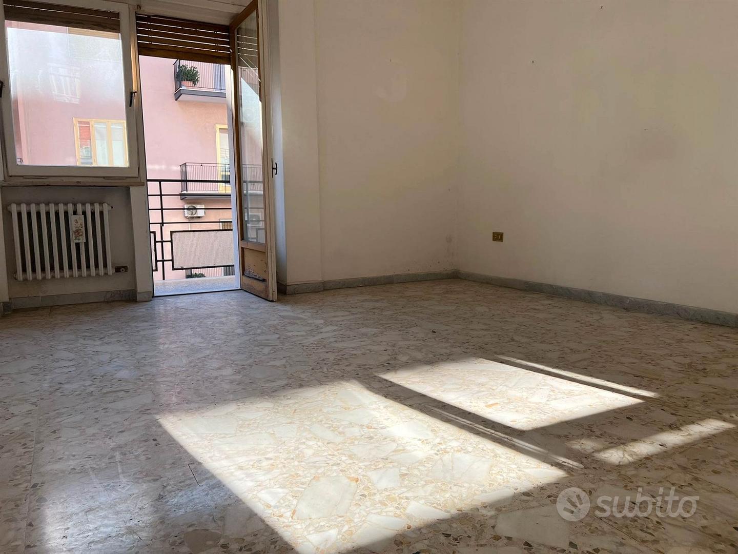 Apartment in Taranto - Vista 5