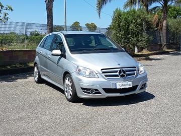 MERCEDES-BENZ B 200 CDI Premium