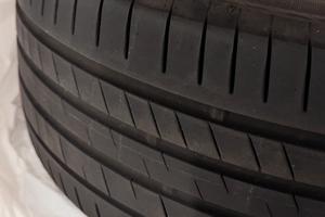 Gomme estive R17 225/45