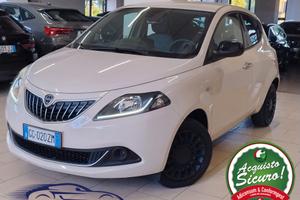 LANCIA YPSILON 1.0 FIREFLY HYBRID GOLD s&s BLUETOO