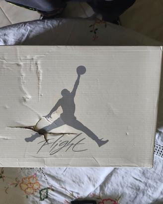 Jordan 4 pine green 45.5