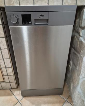 Lavastoviglie BEKO SLIM