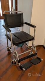 sedia comoda per anziani o disabili 