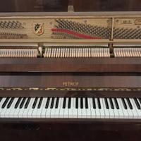 Pianoforte Petrof verticale con Silent