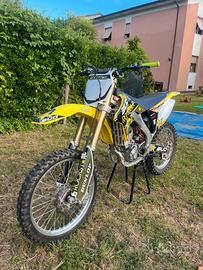 Suzuky rmz 250