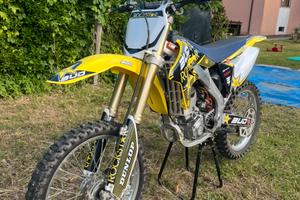 Suzuky rmz 250