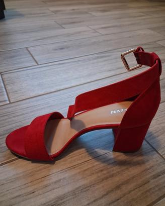 Sandalo con tacco rosso