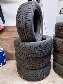 gomme invernali 225/50-R18-99v