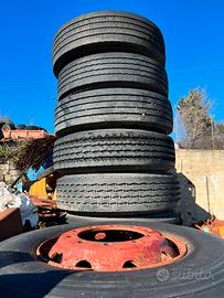 Pneumatici per autocarri