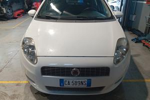 grande punto auto carro 4 Posti
