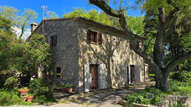 Casale a Baschi