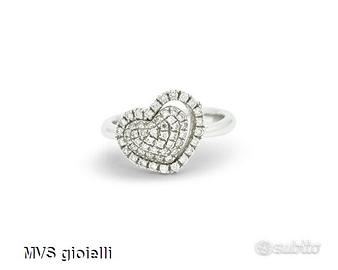 Anello cuore ReCarlo con diamanti