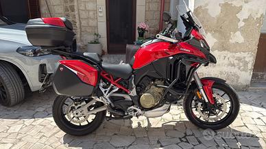 Multistrada V4s travel e radar