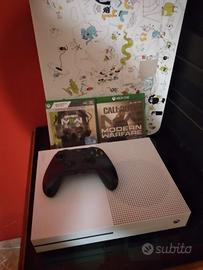 Xbox one S  1 T+ 1 joystick+2 giochi