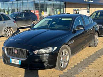 Jaguar xe (x760) - 2017