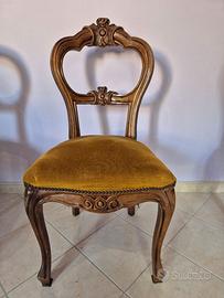 Sedia in legno stile classico con imbottitura