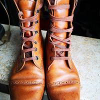 Stivaletti Tod's in cuoio - Eleganza made in Italy