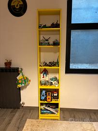 Libreria billy ikea verniciata gialla