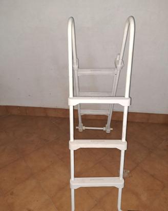 Scaletta per piscina